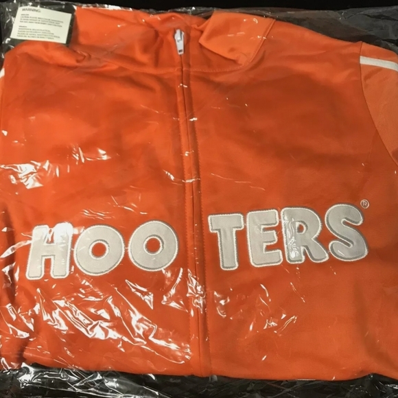 NWT Hooters small tracksuit - Picture 5 of 5